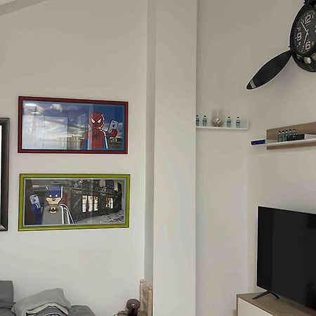 Apartamento Recien Reformado En Barajas Pueblo 马德里 外观 照片